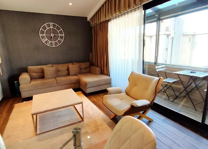 Отель Old Port 3*