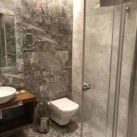 Old Port Hotel 3*