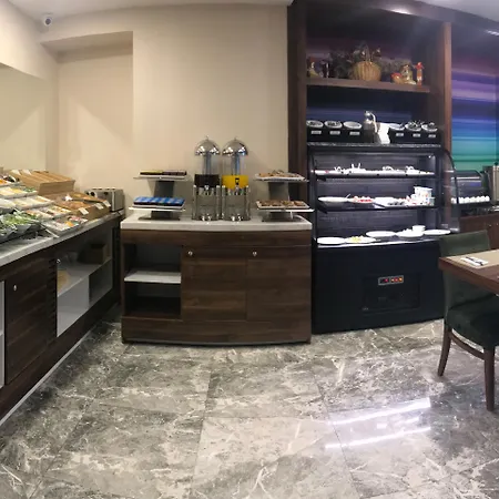 أولد بورت فندق